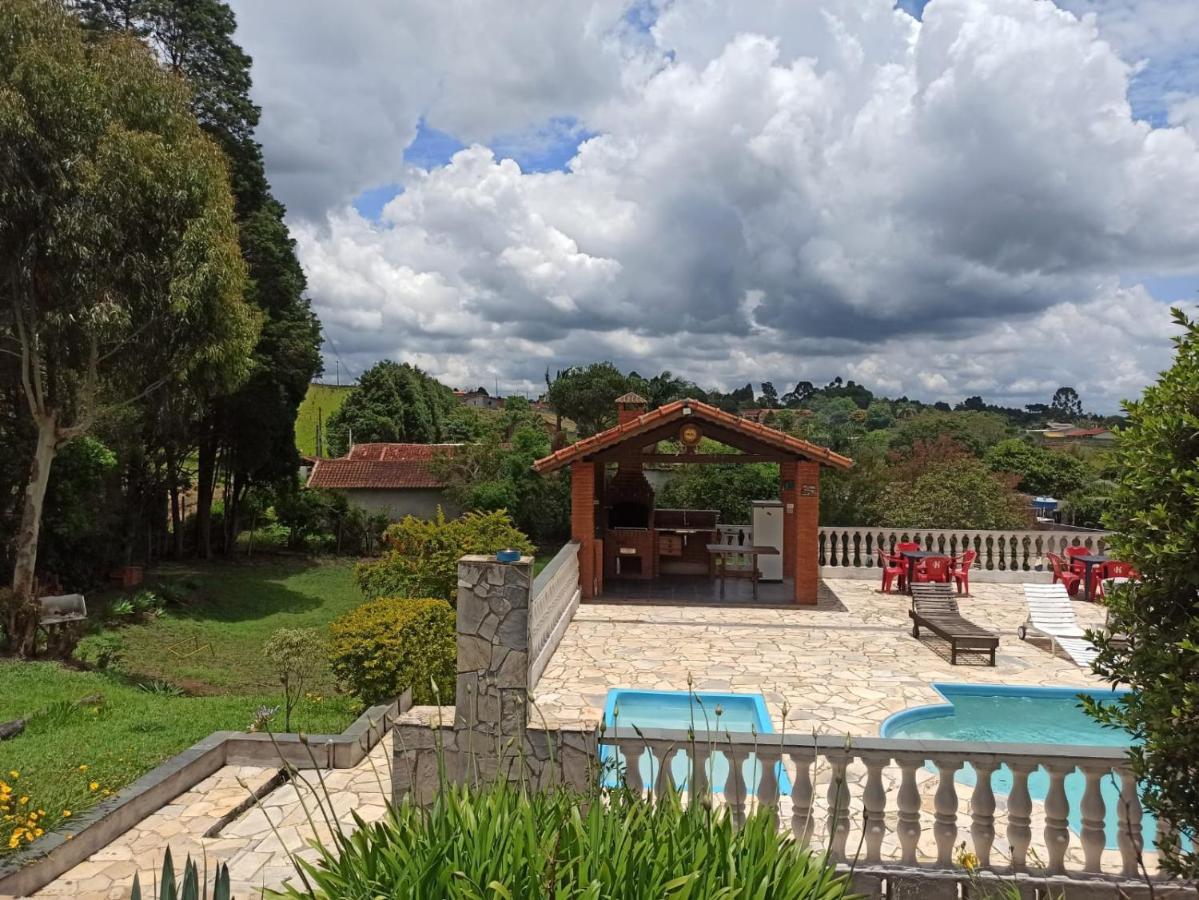 Chacara Em Ibiuna Sao Roque A 70Km De Sp Com Piscina E Wi-Fi Villa Bagian luar foto