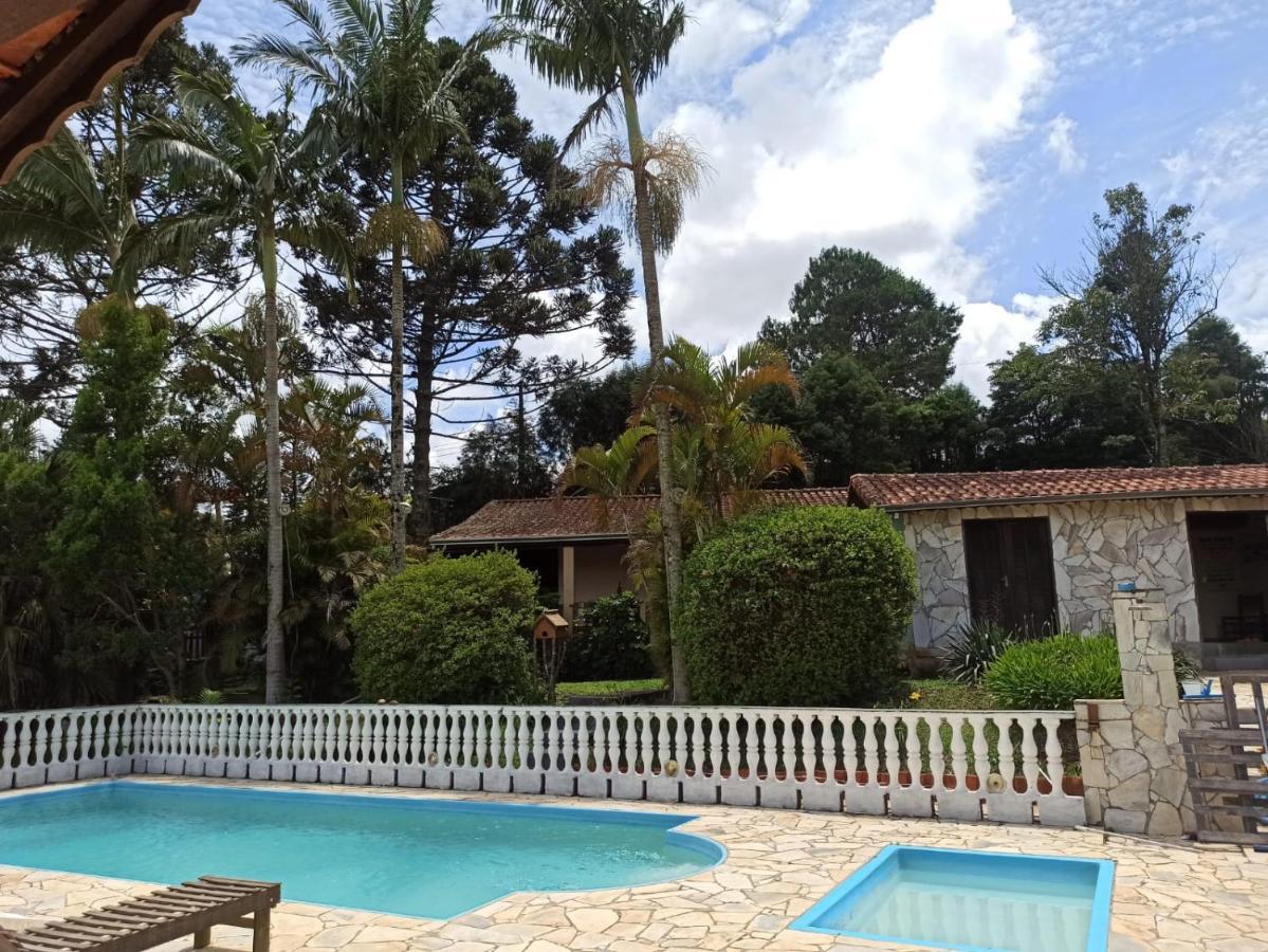 Chacara Em Ibiuna Sao Roque A 70Km De Sp Com Piscina E Wi-Fi Villa Bagian luar foto