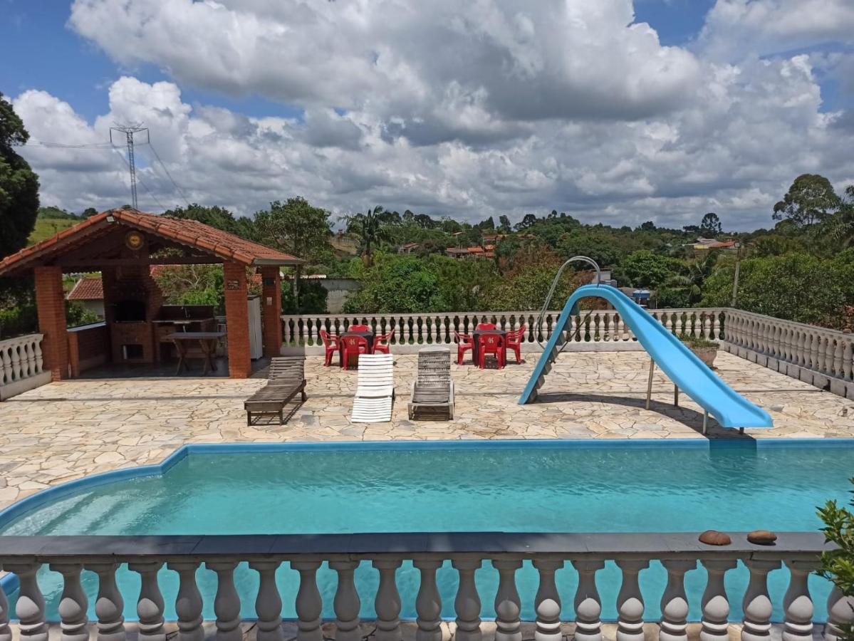 Chacara Em Ibiuna Sao Roque A 70Km De Sp Com Piscina E Wi-Fi Villa Bagian luar foto