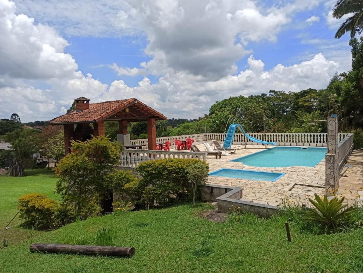 Chacara Em Ibiuna Sao Roque A 70Km De Sp Com Piscina E Wi-Fi Villa Bagian luar foto